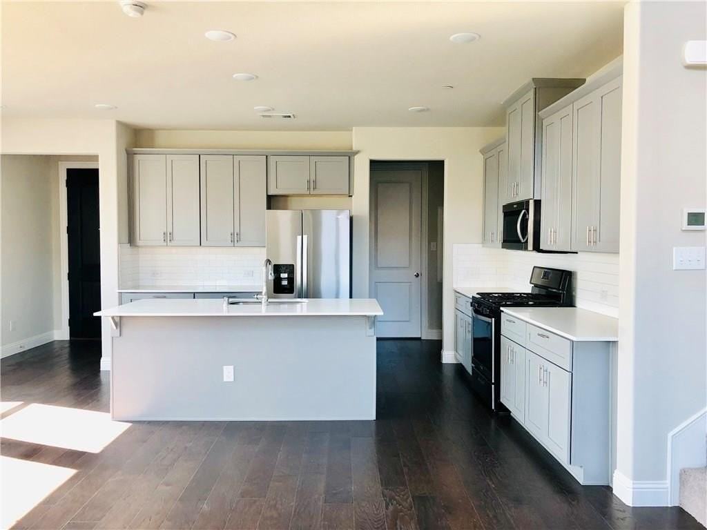 4520 Titus Cir - Photo 5 of 26