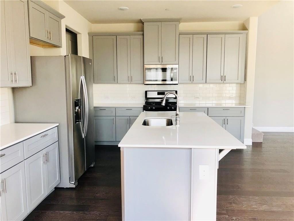 4520 Titus Cir - Photo 6 of 26