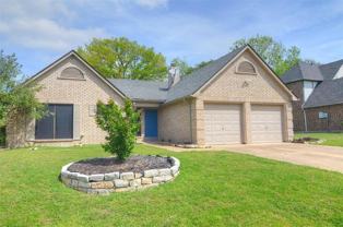 8205 Intrepid Ln - Photo 1 of 1