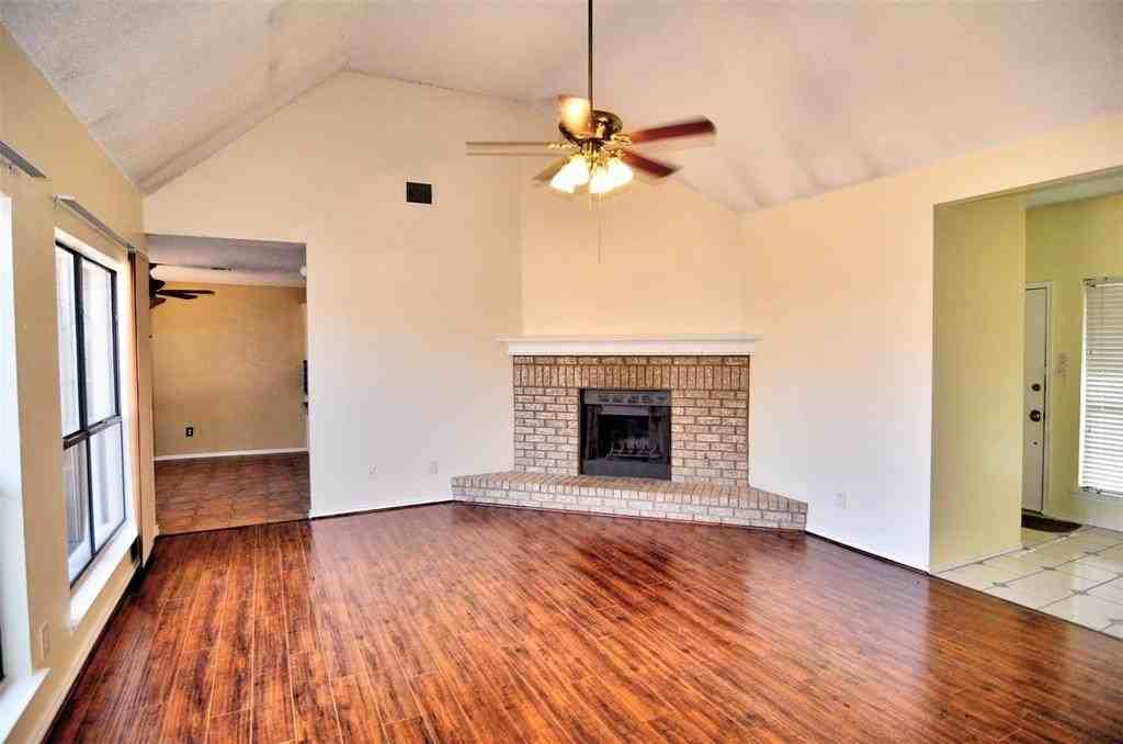 8205 Intrepid Ln - Photo 2 of 13