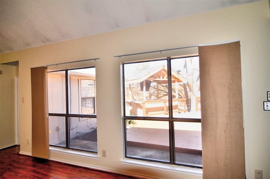 8205 Intrepid Ln - Photo 3 of 13