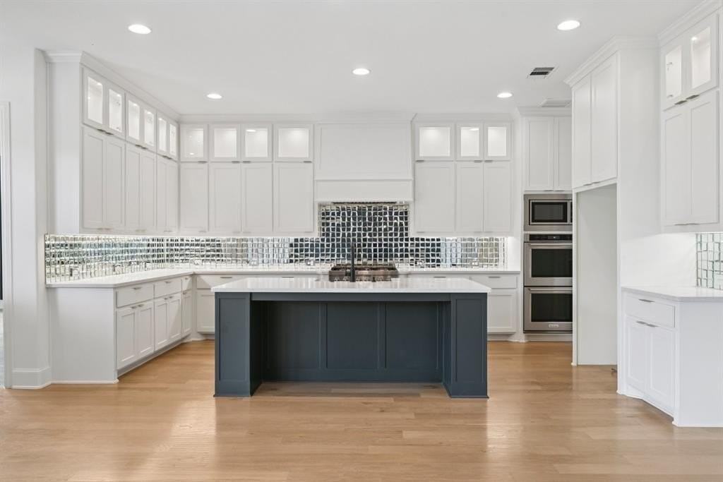 1732 Dame Lori Ln - Photo 7 of 33