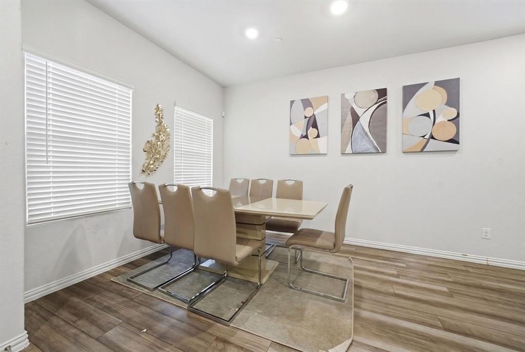 224 Monarch Way - Photo 4 of 31