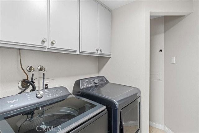 512 Esplanade #103 - Photo 7 of 8