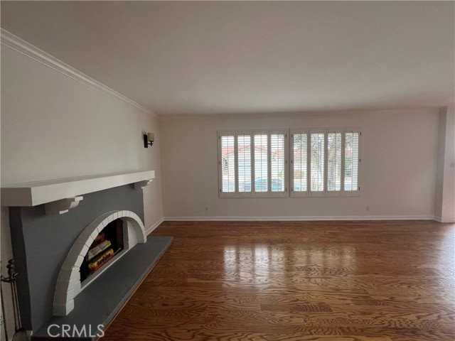 4016 Mesa St - Photo 6 of 8