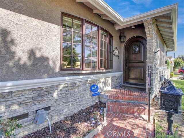 21718 Ladeene Ave - Photo 3 of 8