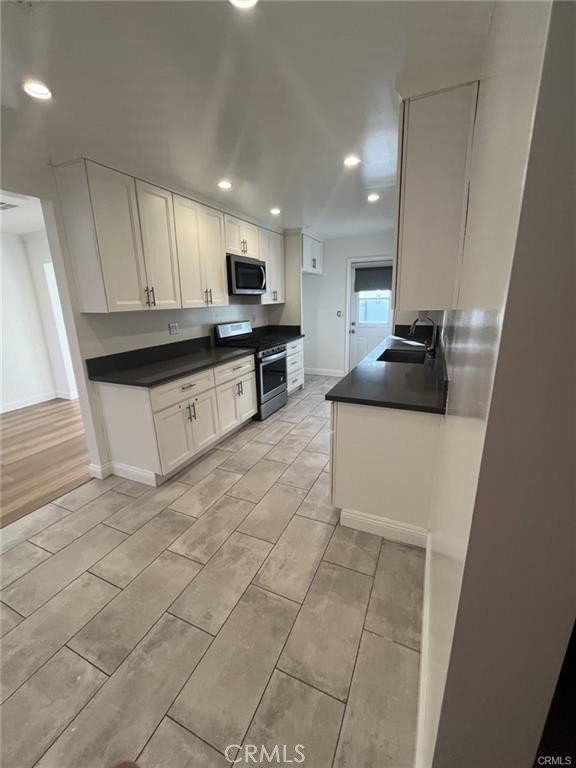 18531 Mansel Ave - Photo 3 of 8