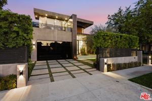 featured image of 418 N Sweetzer Ave