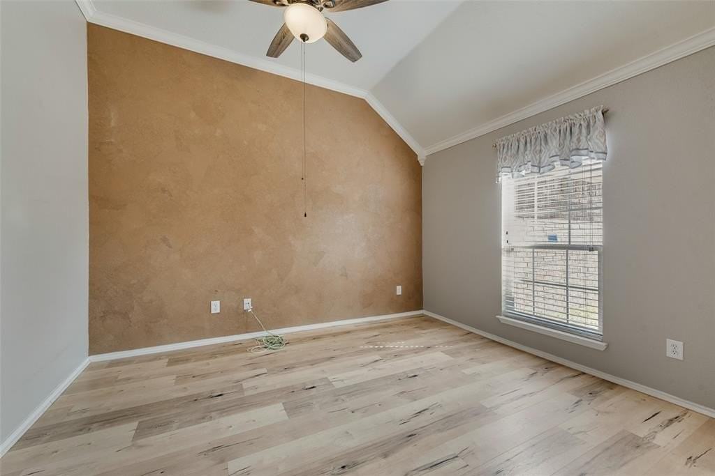 115 Fort Edward Dr - Photo 4 of 22