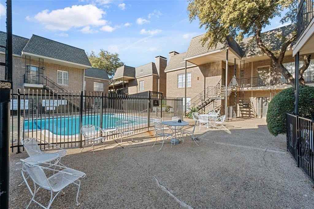 4420 Harlanwood Dr #131 - Photo 6 of 31