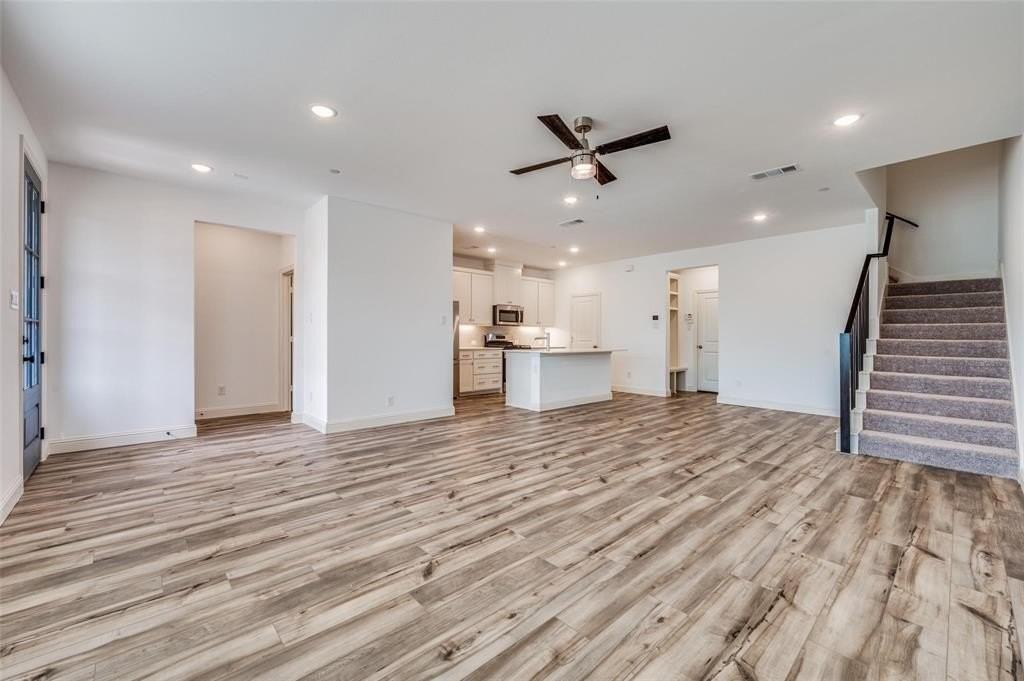 8940 Samara St - Photo 3 of 28