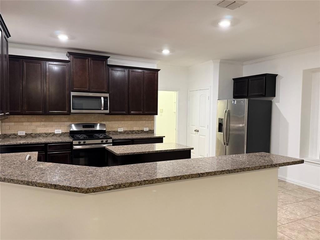 14632 Gilley Ln - Photo 6 of 27