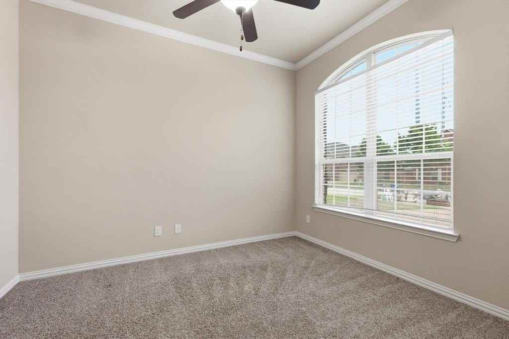 4411 Heavenly Dr - Photo 5 of 27