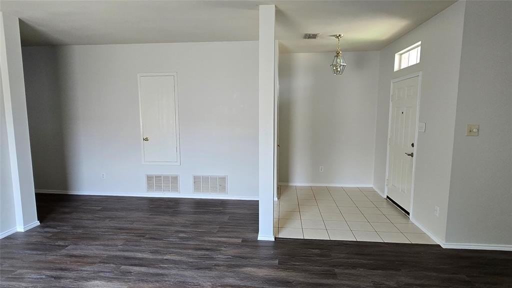 2316 Pecan Dr - Photo 2 of 17