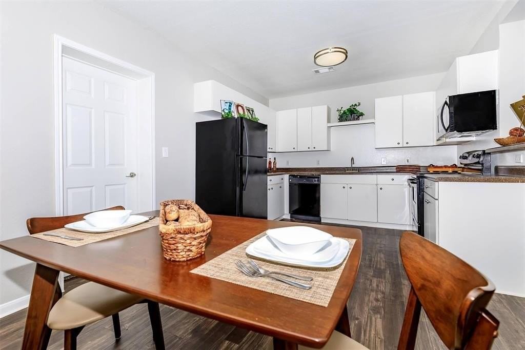 7120/7011 Village Way #1732 - Photo 5 of 16