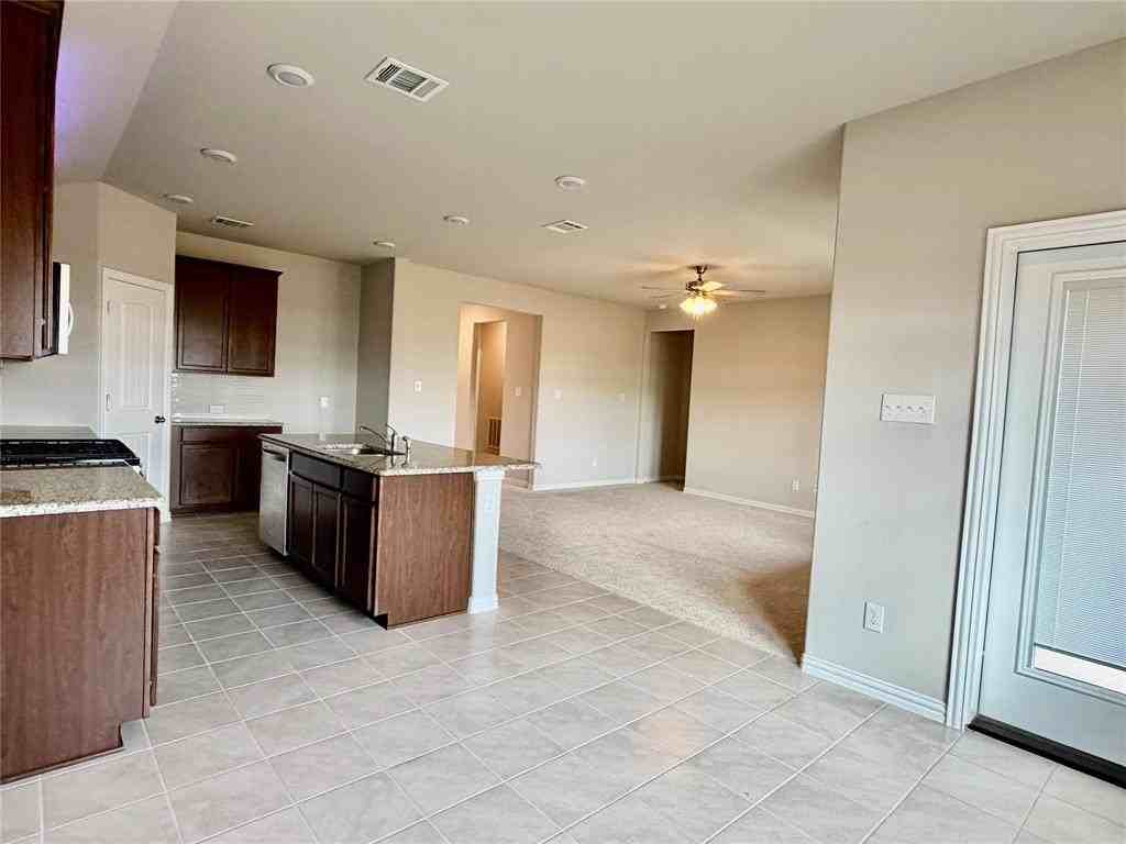 3313 Cross Shore Dr - Photo 7 of 27