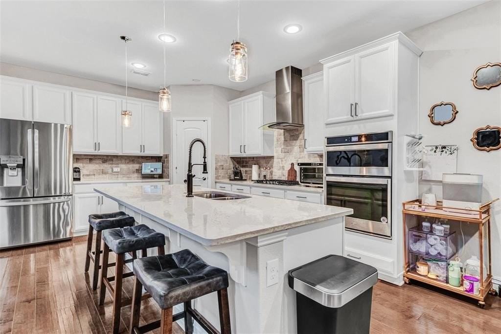 430 Pasco Rd - Photo 2 of 20