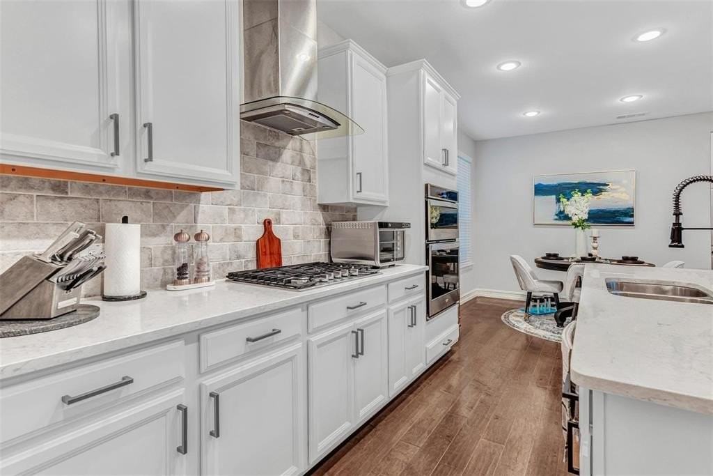 430 Pasco Rd - Photo 3 of 20