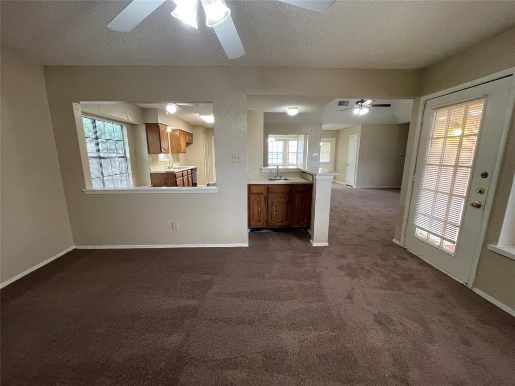 1052 Twin Falls Dr - Photo 7 of 11