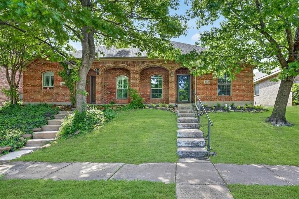 2153 Colby Ln - Photo 3 of 30