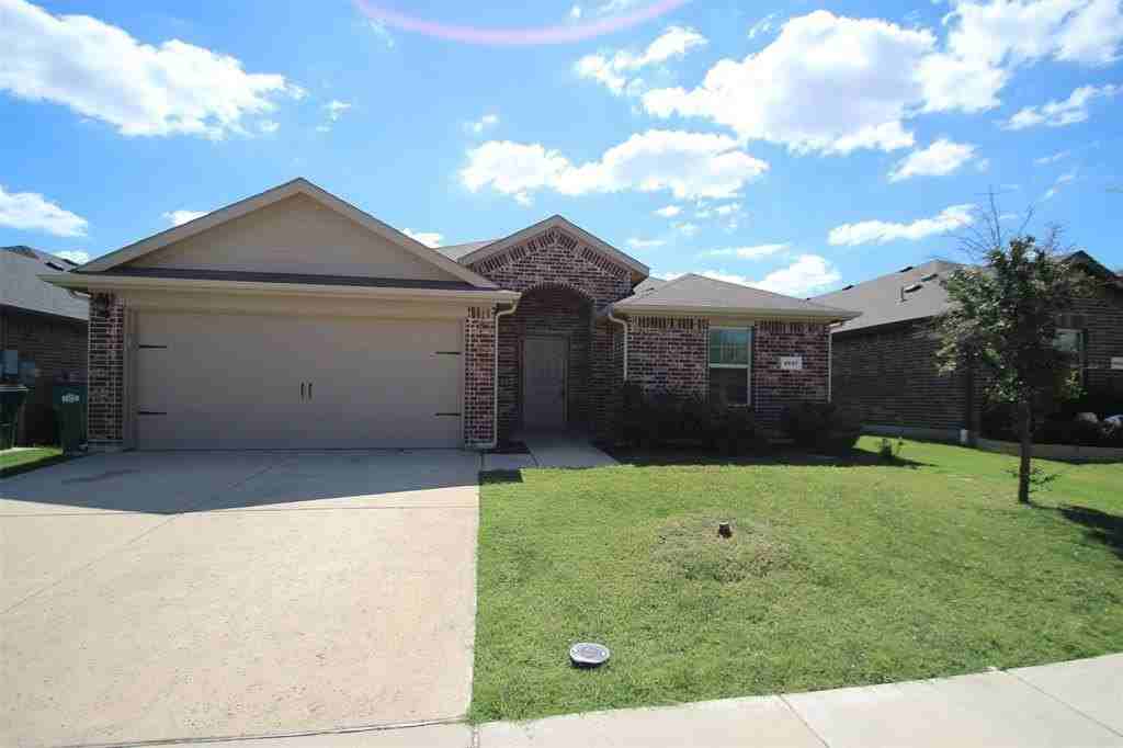 2247 Bryant Ln - Photo 3 of 33