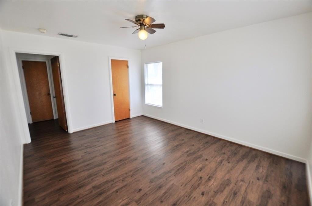 712 W Bridge St - Photo 6 of 12