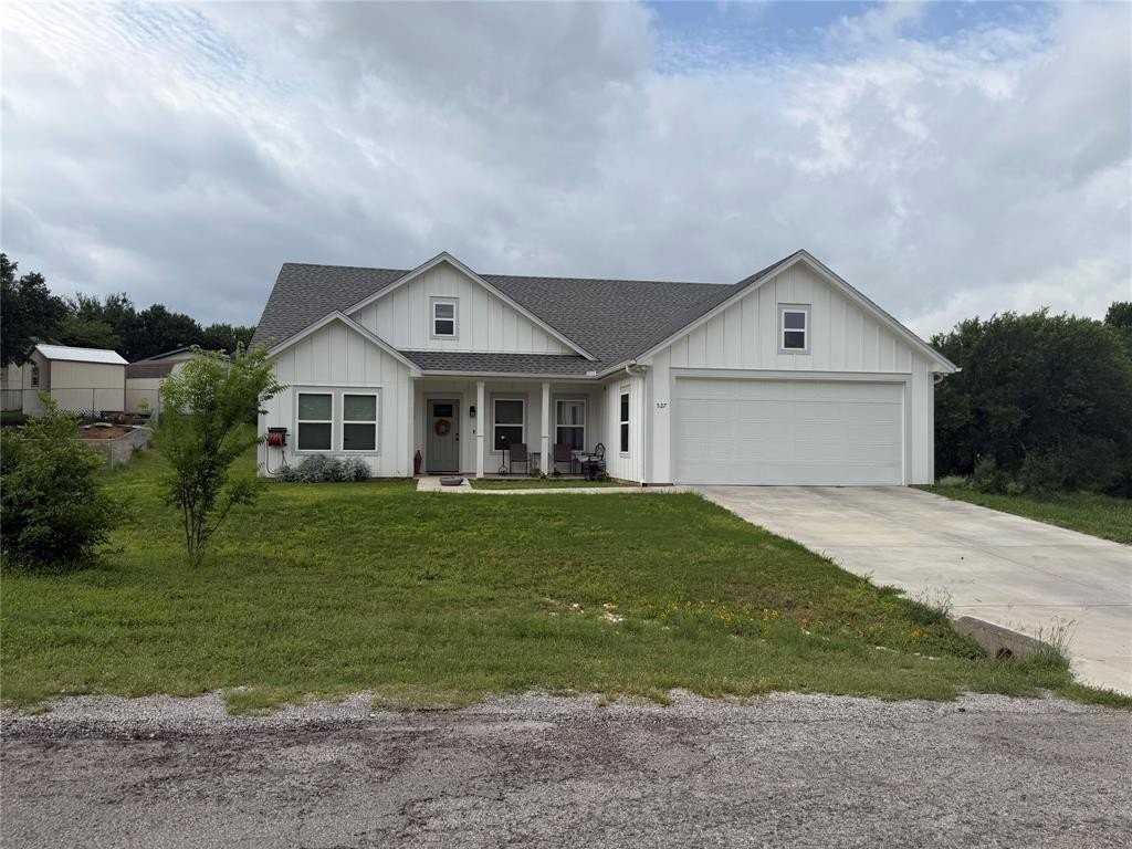 527 Siesta Ct - Photo 2 of 16