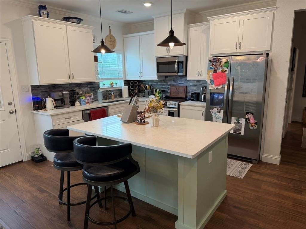 527 Siesta Ct - Photo 7 of 16