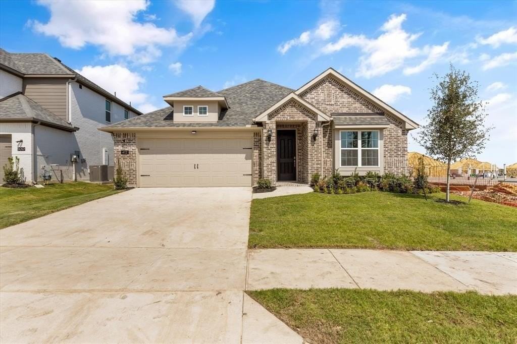 324 Amenduni Ln - Photo 5 of 35