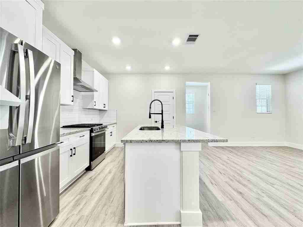 8509 Shoreham - Photo 6 of 33