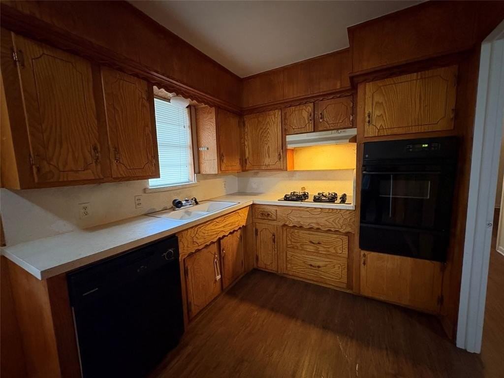 106 Campbell St - Photo 5 of 11