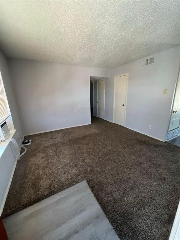 2410 N Willis St - Photo 4 of 12