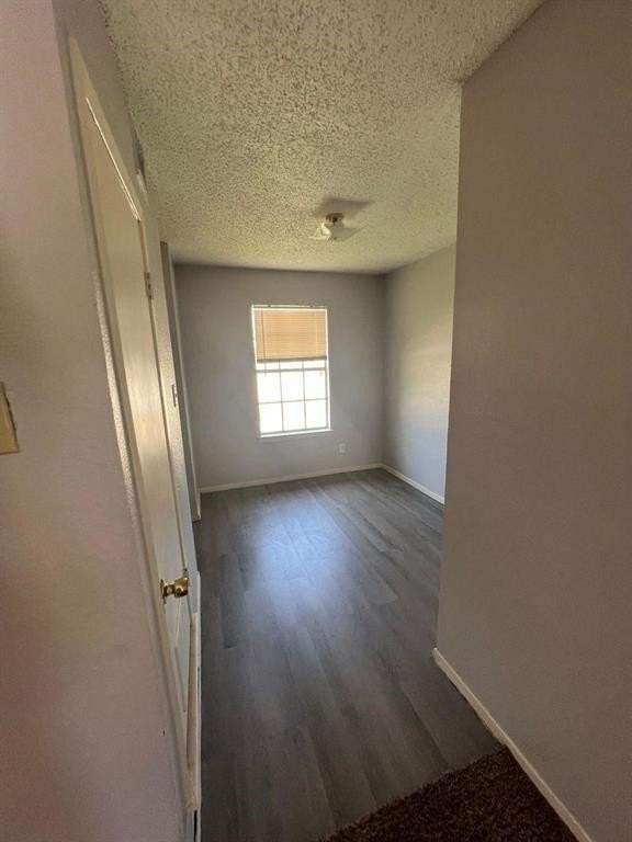 2410 N Willis St - Photo 5 of 12