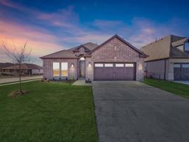 featured image of 3401 Riverlawn Dr