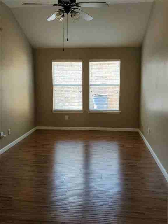 313 Magnolia Dr - Photo 6 of 13