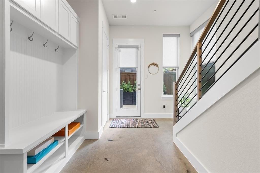 625 N Tyler St #403 - Photo 4 of 39