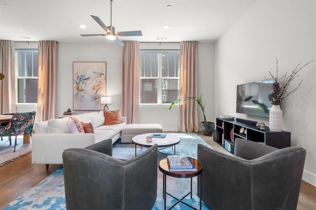 625 N Tyler St #403 - Photo 6 of 39