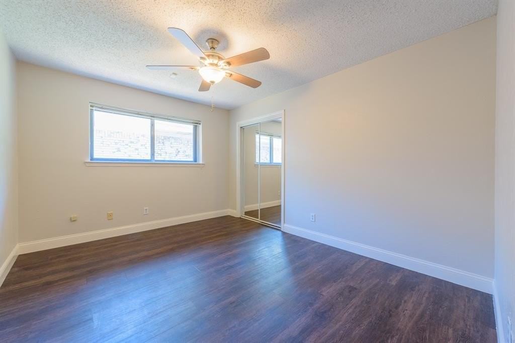 1915 Wendy St - Photo 5 of 11