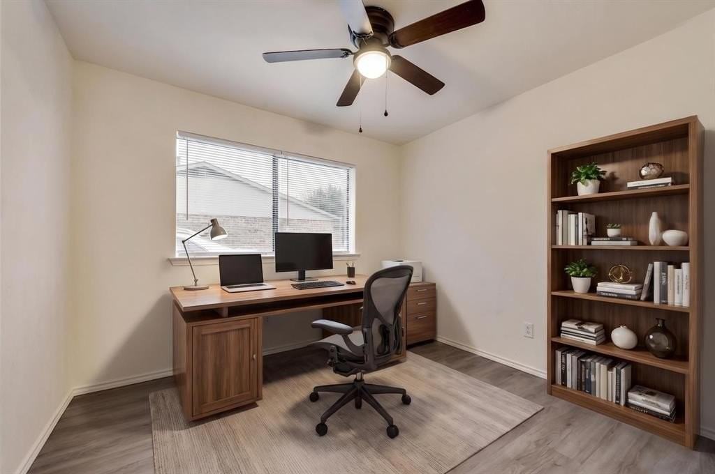 510 Damon Dr - Photo 6 of 25