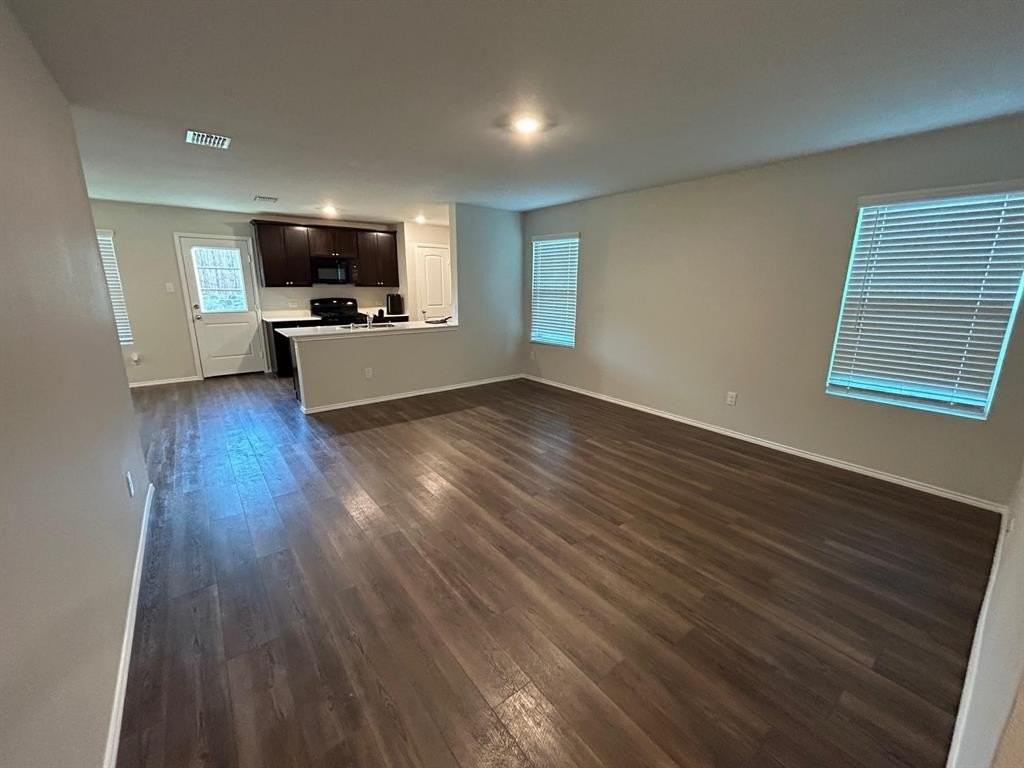 715 Mulberry Dr - Photo 7 of 13