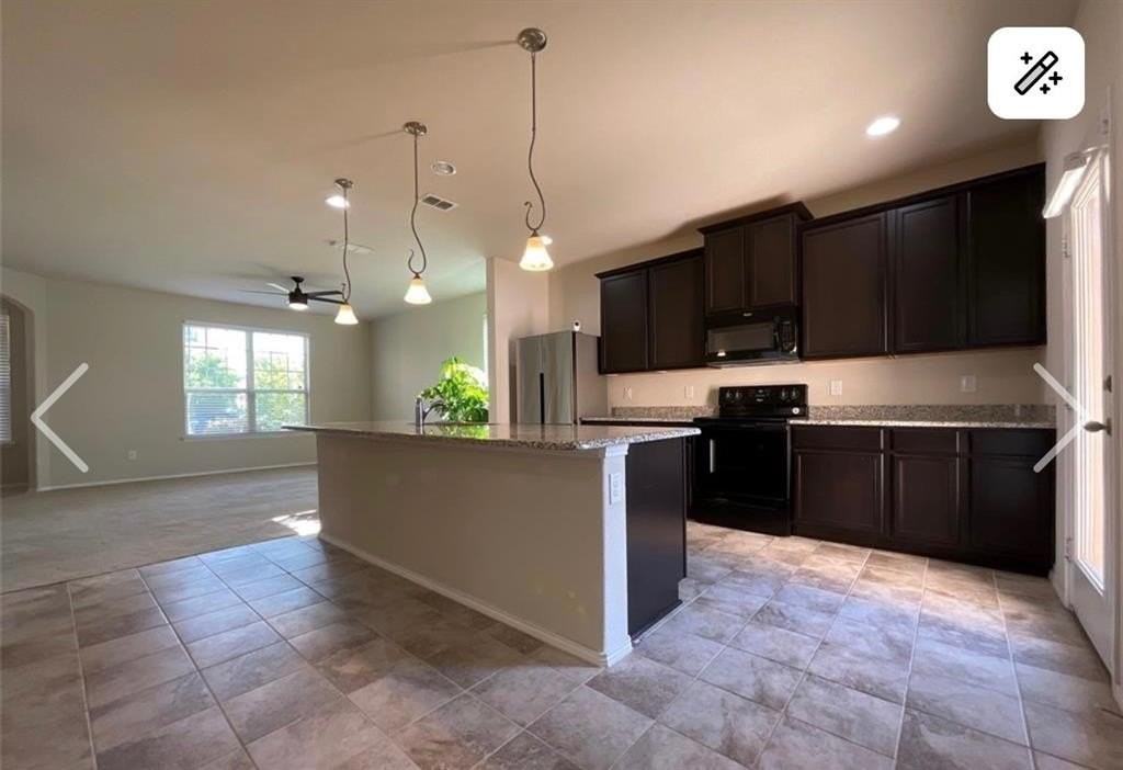 1005 Holly Anne Ln - Photo 5 of 9