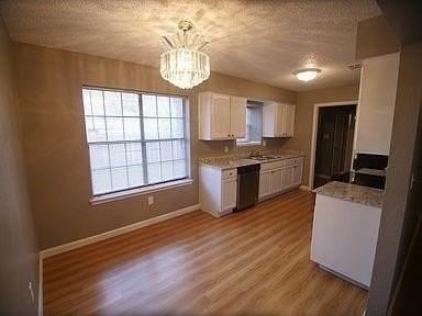 417 Meadow Creek Dr - Photo 5 of 11