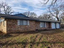 featured image of 204 Woodlawn Dr
