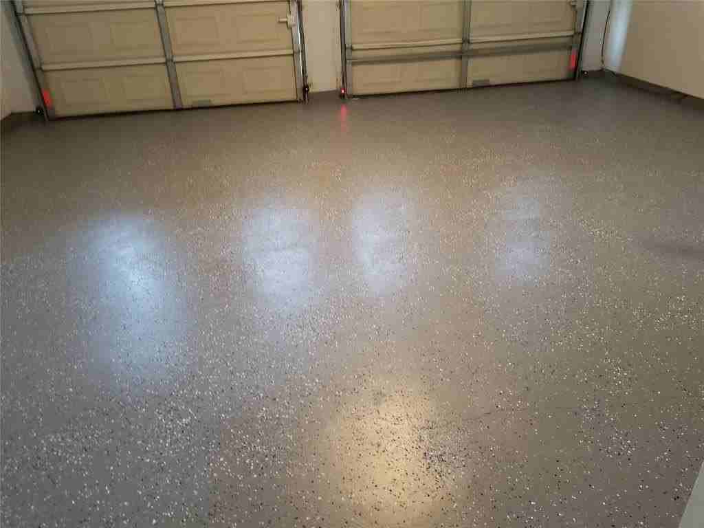 204 Woodlawn Dr - Photo 2 of 29