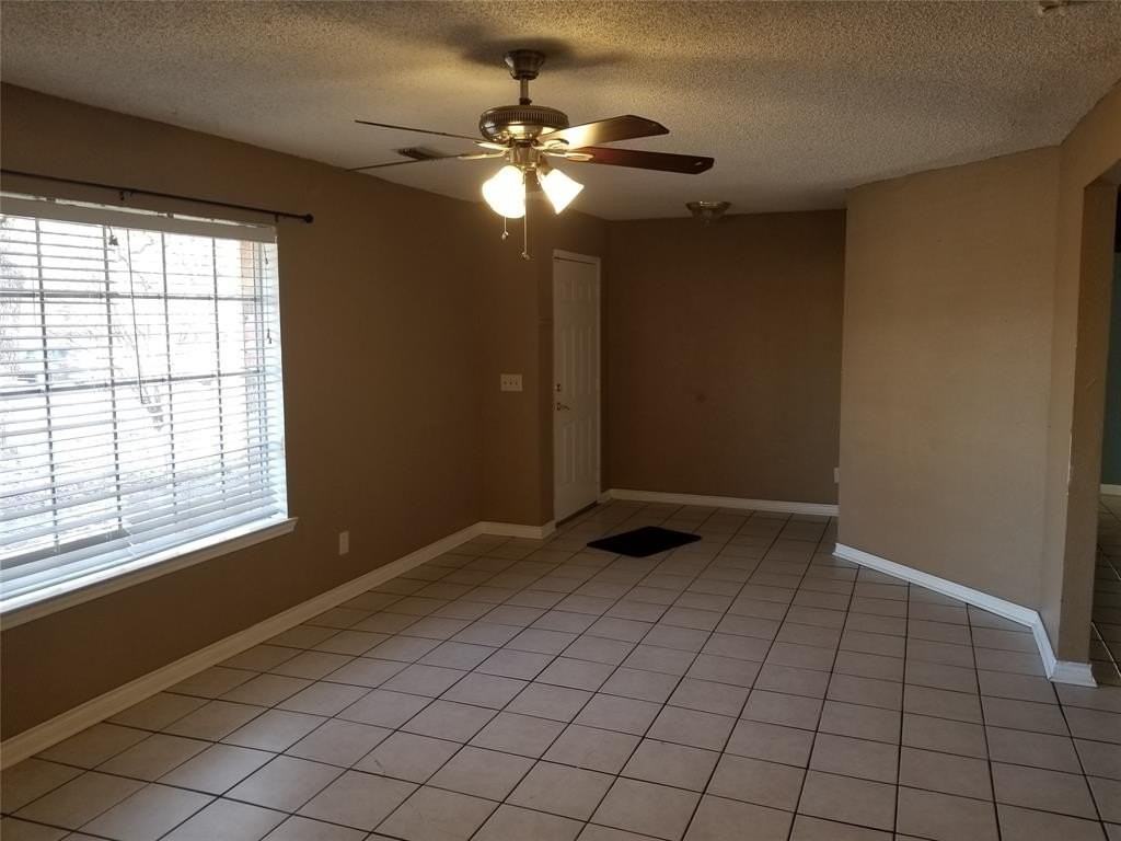 204 Woodlawn Dr - Photo 7 of 29