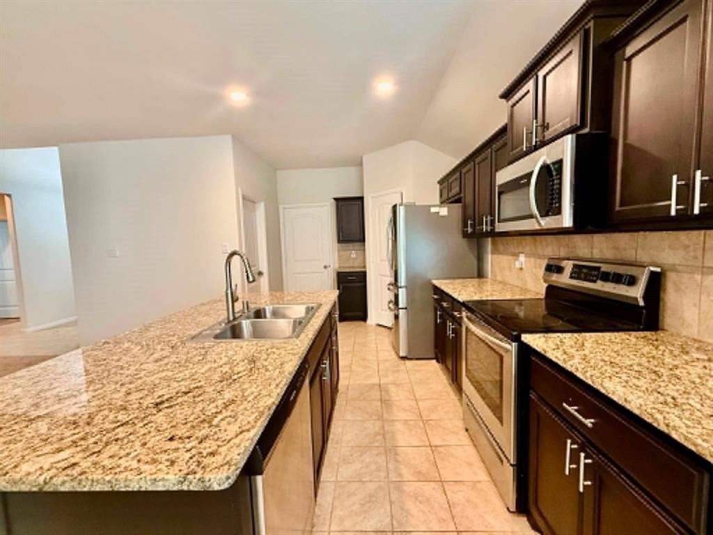 729 Ben Lake Trl - Photo 7 of 24