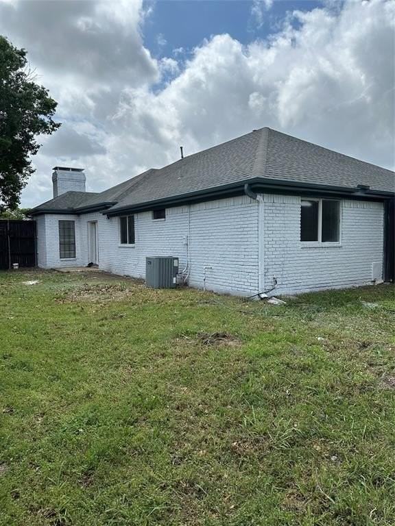 2825 Stoneridge Dr - Photo 7 of 15