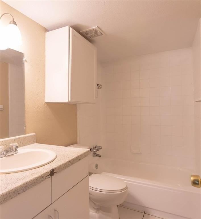 3100 5th St #201 - Photo 7 of 37