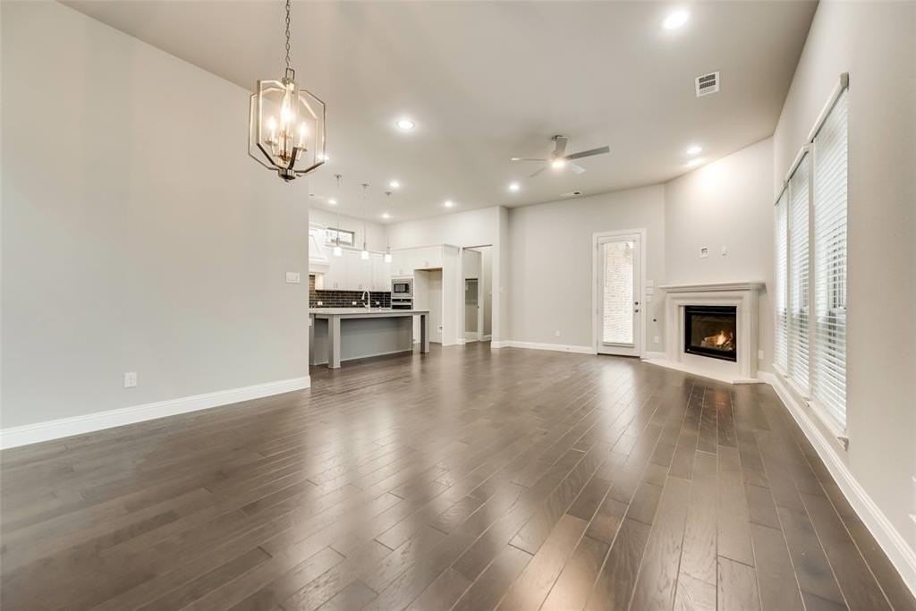 17558 Bottlebrush Dr - Photo 5 of 29