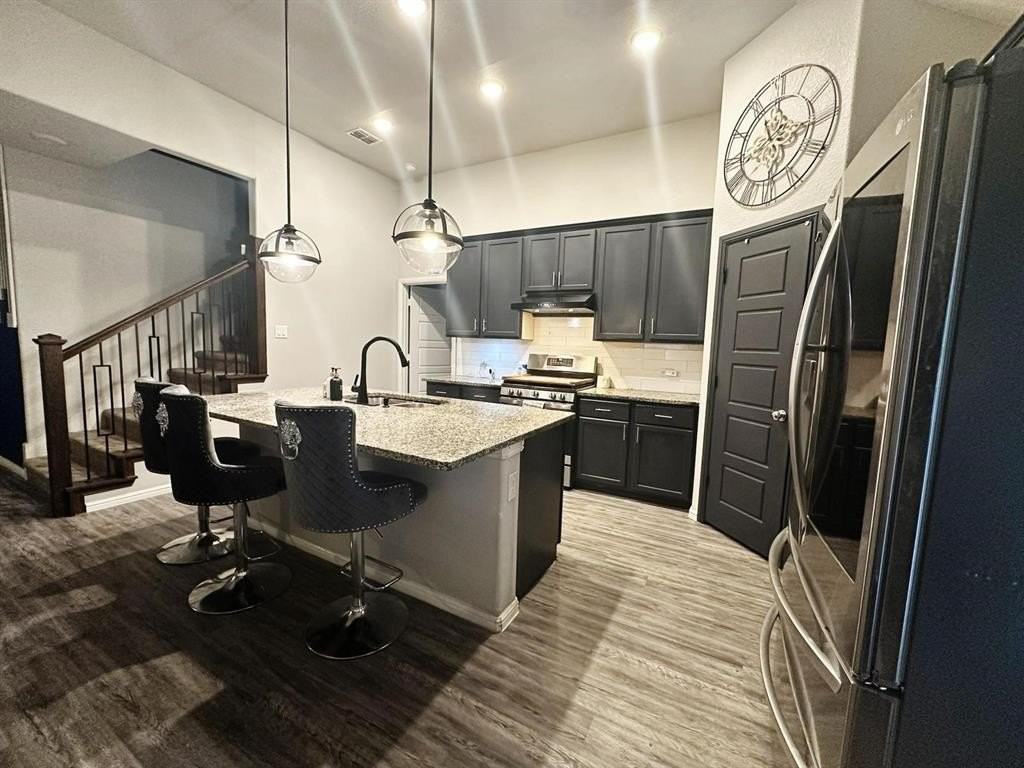 5913 Pensby Dr - Photo 4 of 10